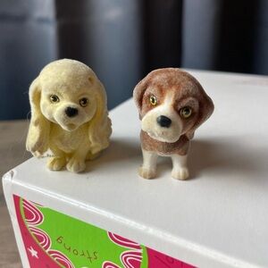 2 Vintage Puppies‎ in My Pocket Dogs/Puppies